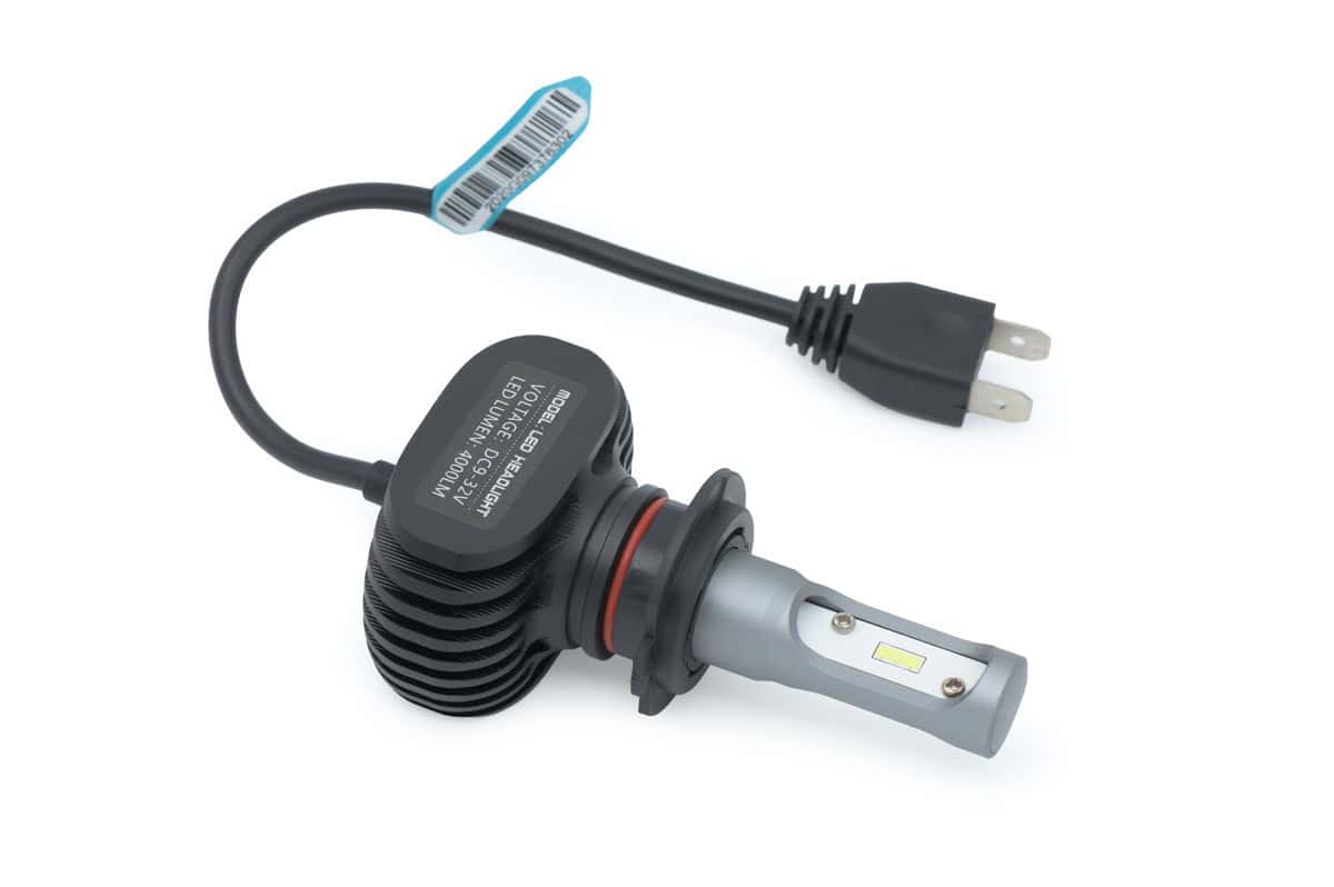 LUMENO LED bike headlight bulb with power cable and connector.