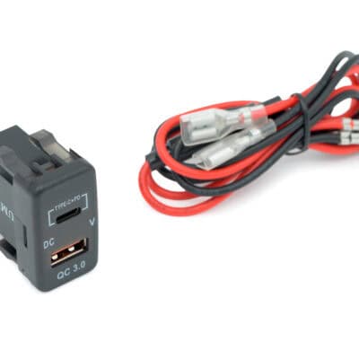 LUMENO QC3 Charger with USB and cables for VIGO.