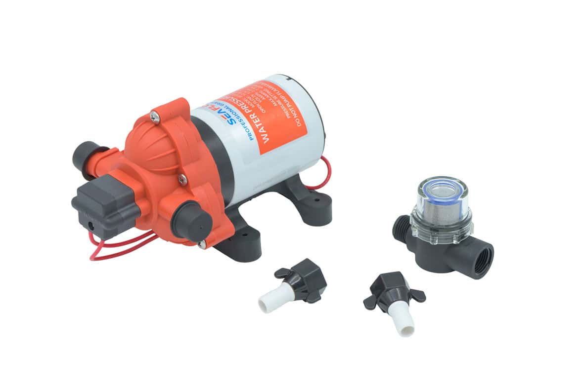LUMENO water pump with fittings for efficient water management.
